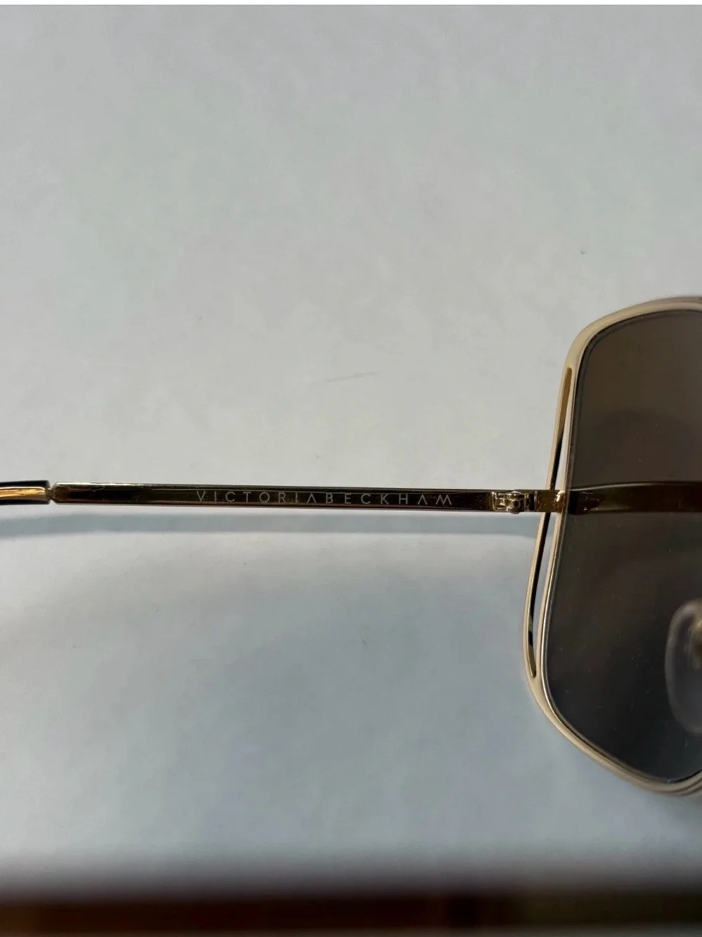 Victoria Beckham Halo Metal Drop VBS64C2 Sunglasses 18K Rose Gold Frame 24K Gold